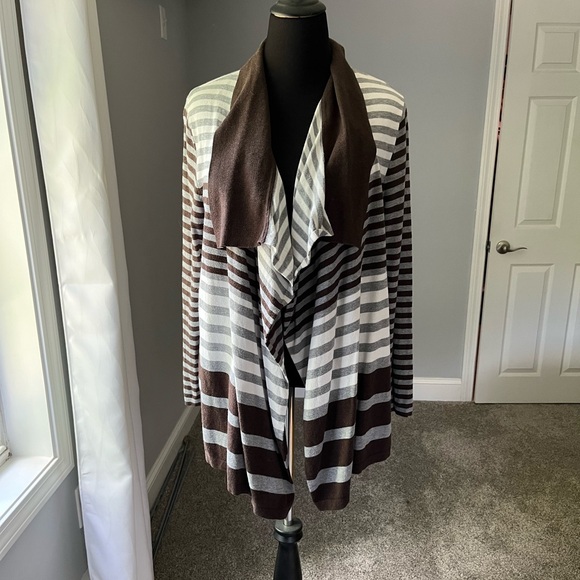 Gerry Weber size L cardigan . - Picture 1 of 5